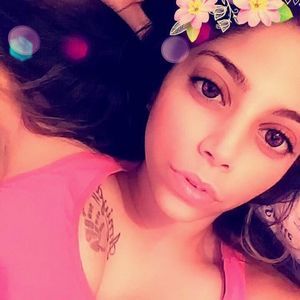 Meet your Posher, Iris